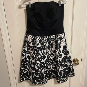 Black floral dress- White House Black Market